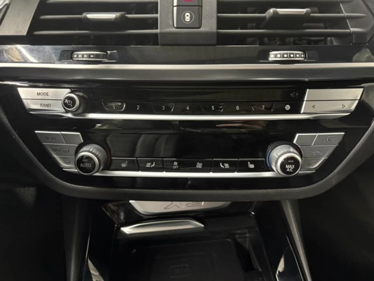 2021 BMW X3 xDrive30i AWD CUIR NAV TOIT OUVRANT ** APPROUVÉ À Image principale