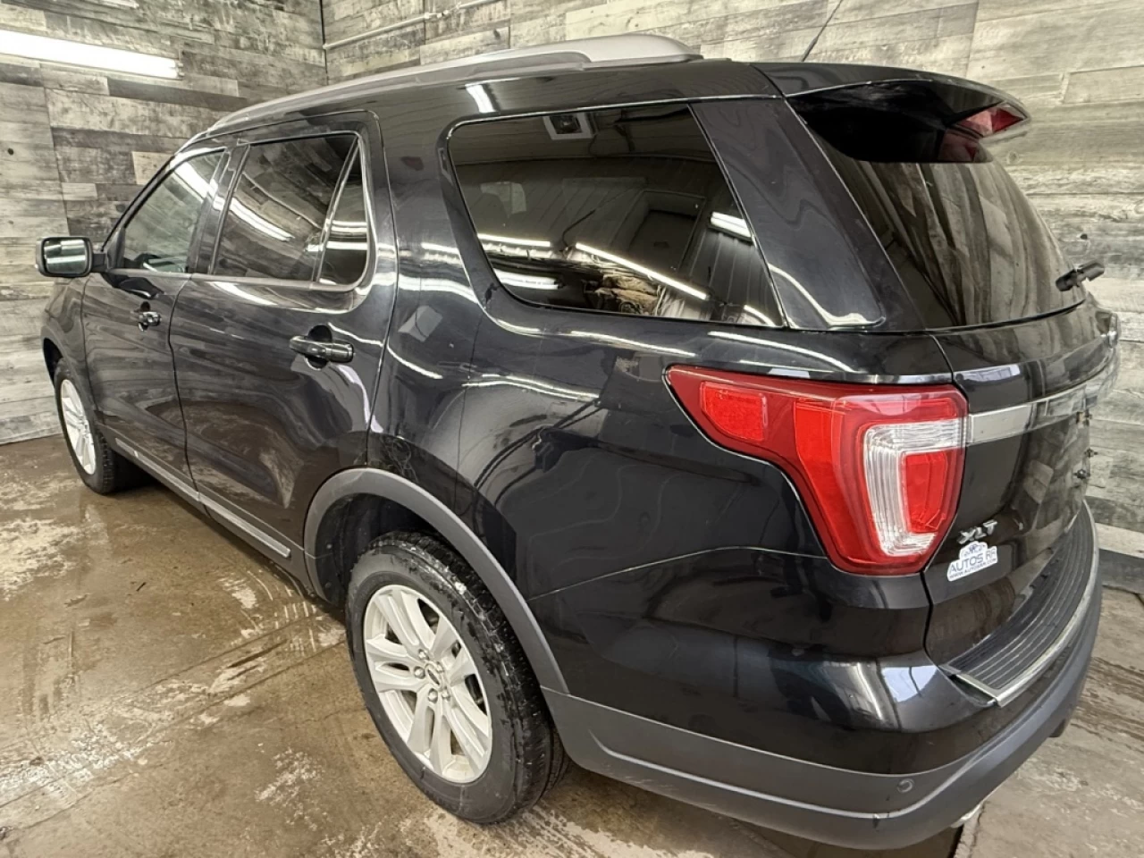 2018 Ford Explorer XLT Awd Toit Cuir bluetooth **ApprouvÉe 99,9%** Image principale