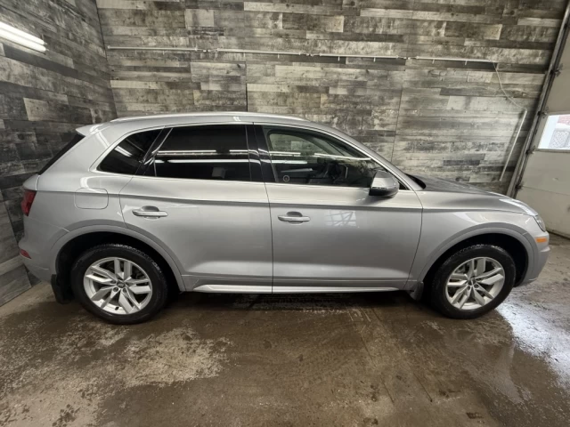 Audi Q5 Komfort AWD CUIR NAV **APPROUVÉ À 99.9%** 2018