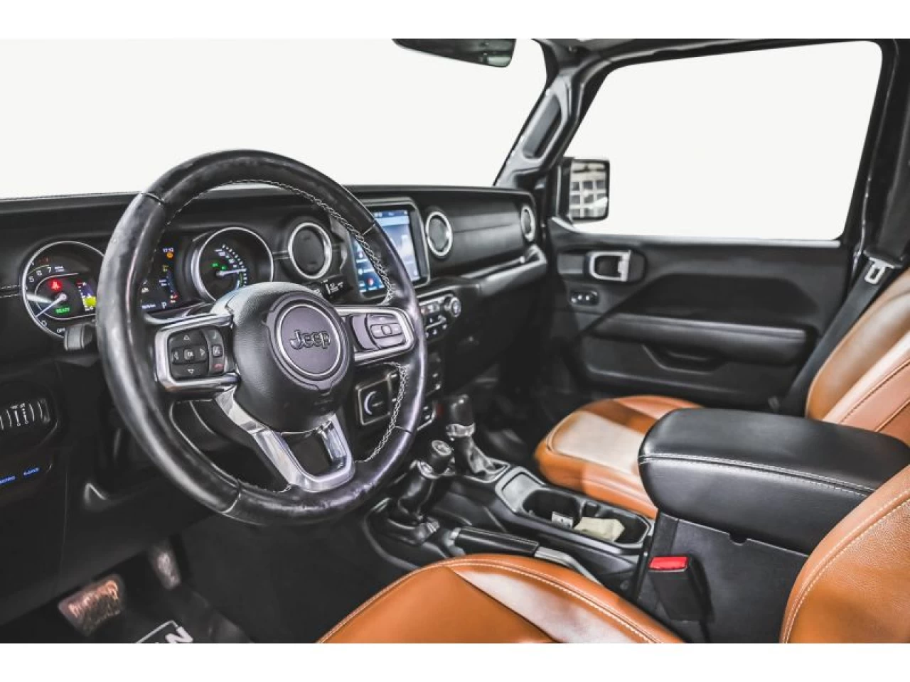 2021 Jeep Wrangler 4xe Unlimited Sahara GROUPE TEMPS FROID Image principale