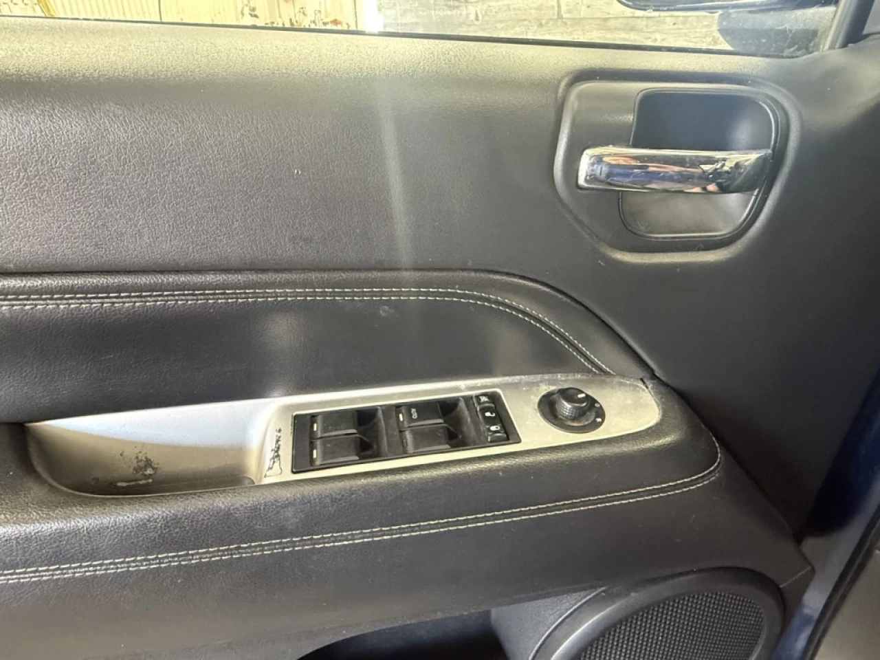 2017 Jeep Compass High Altidude AWD CUIR TOIT **APPROUVÉ À 99.9%** Image principale