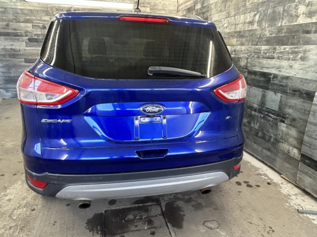 2015 Ford Escape SE CAM DE RECUL BLUETOOTH **APPROUVÉ À 99.9%** Image principale