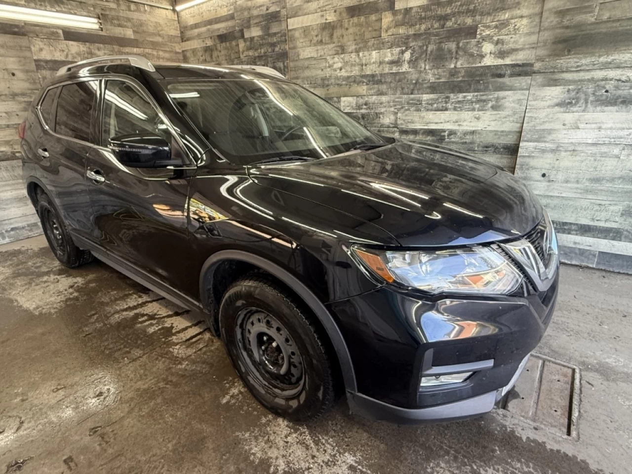 2019 Nissan Rogue SV AWD BLUETOOTH CAM DE RECUL **APPROUVÉ À 99.9%** Image principale