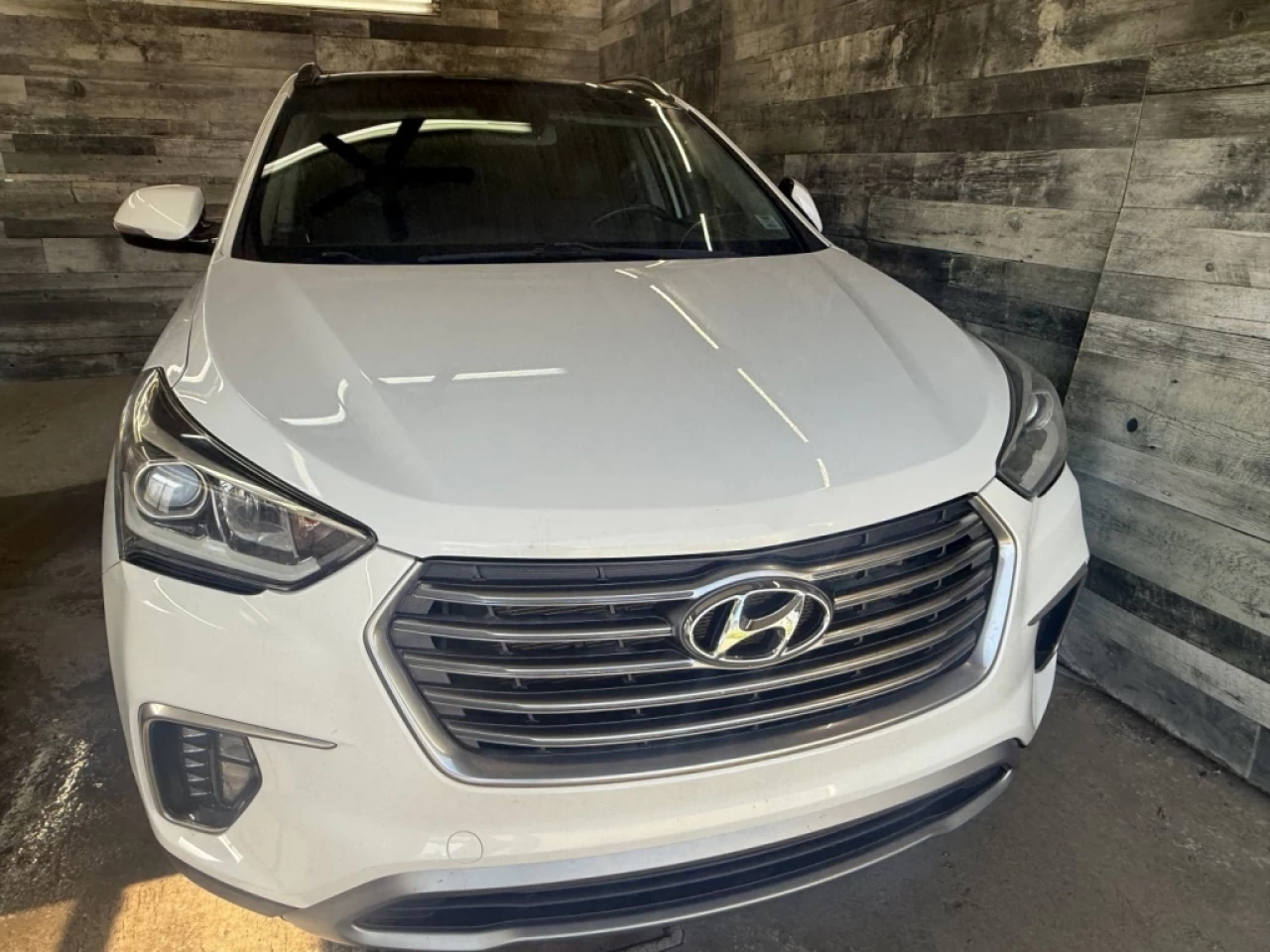 2017 Hyundai Santa Fe XL Luxury AWD 7 PASS CUIR NAV TOIT **APPROUVÉ À 99.9% Image principale