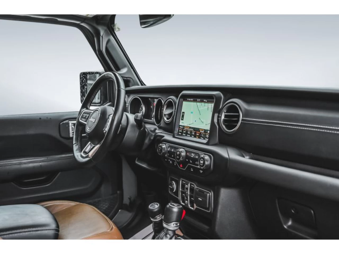 2022 Jeep Wrangler 4xe Unlimited Sahara 4x4 hybride Image principale