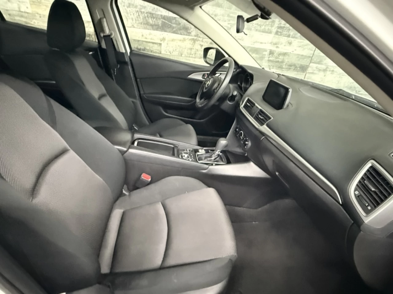 2017 Mazda Mazda3 GX AUTO CAM DE RECUL ** APPROUVÉ À 99.9% ** Main Image