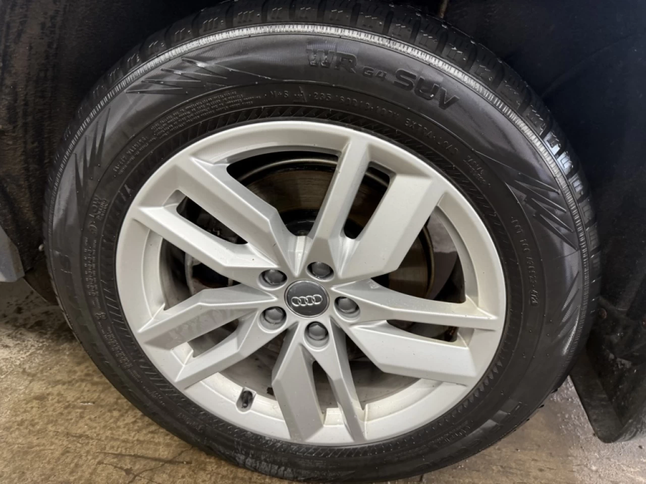 2018 Audi Q5 Komfort AWD CUIR NAV **APPROUVÉ À 99.9%** Image principale