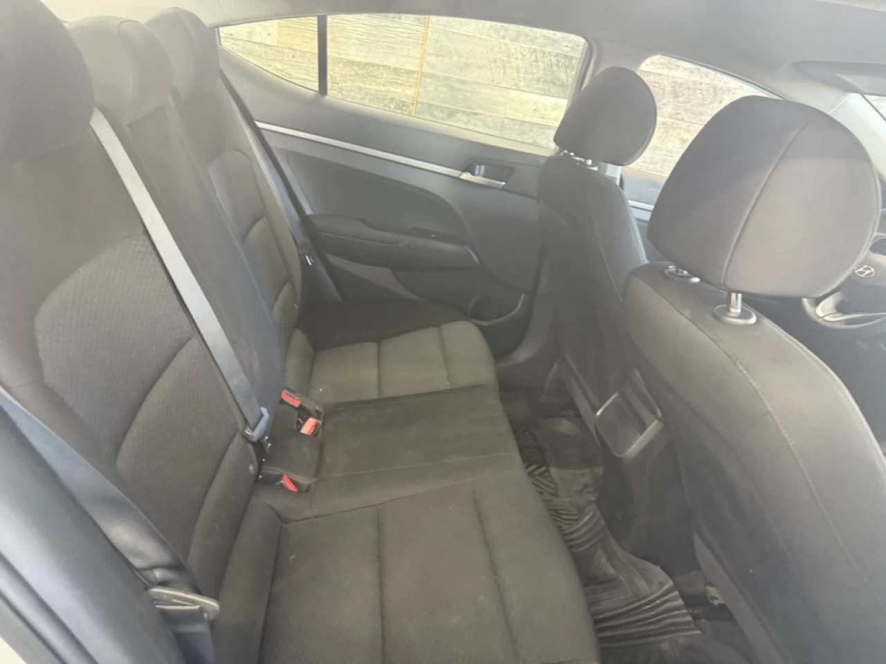 2019 Hyundai Elantra Essential AUTO BLUETOOTH CAM DE RECUL **APPROUVÉ À Image principale