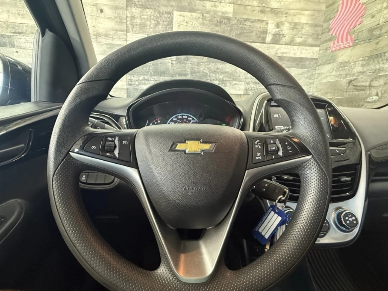 2017 Chevrolet Spark LT AUTO BLUETOOTH MAGS **APPROUVÉ À 99.9%** Image principale