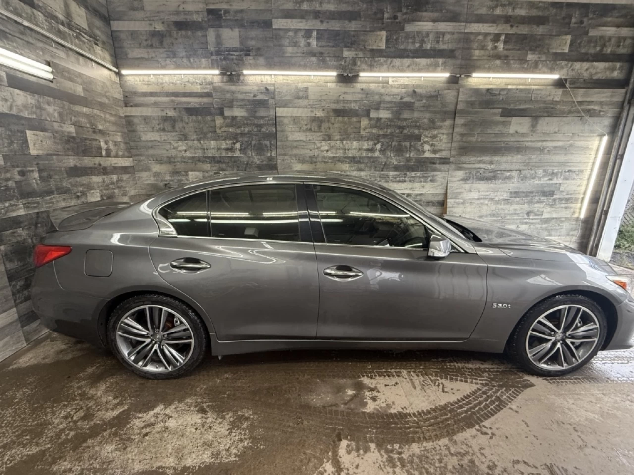 2016 Infiniti Q50 3.0t AWD NAV CUIR TOIT S,CHAUFFANT**APPROUVÉE 99,9 Image principale