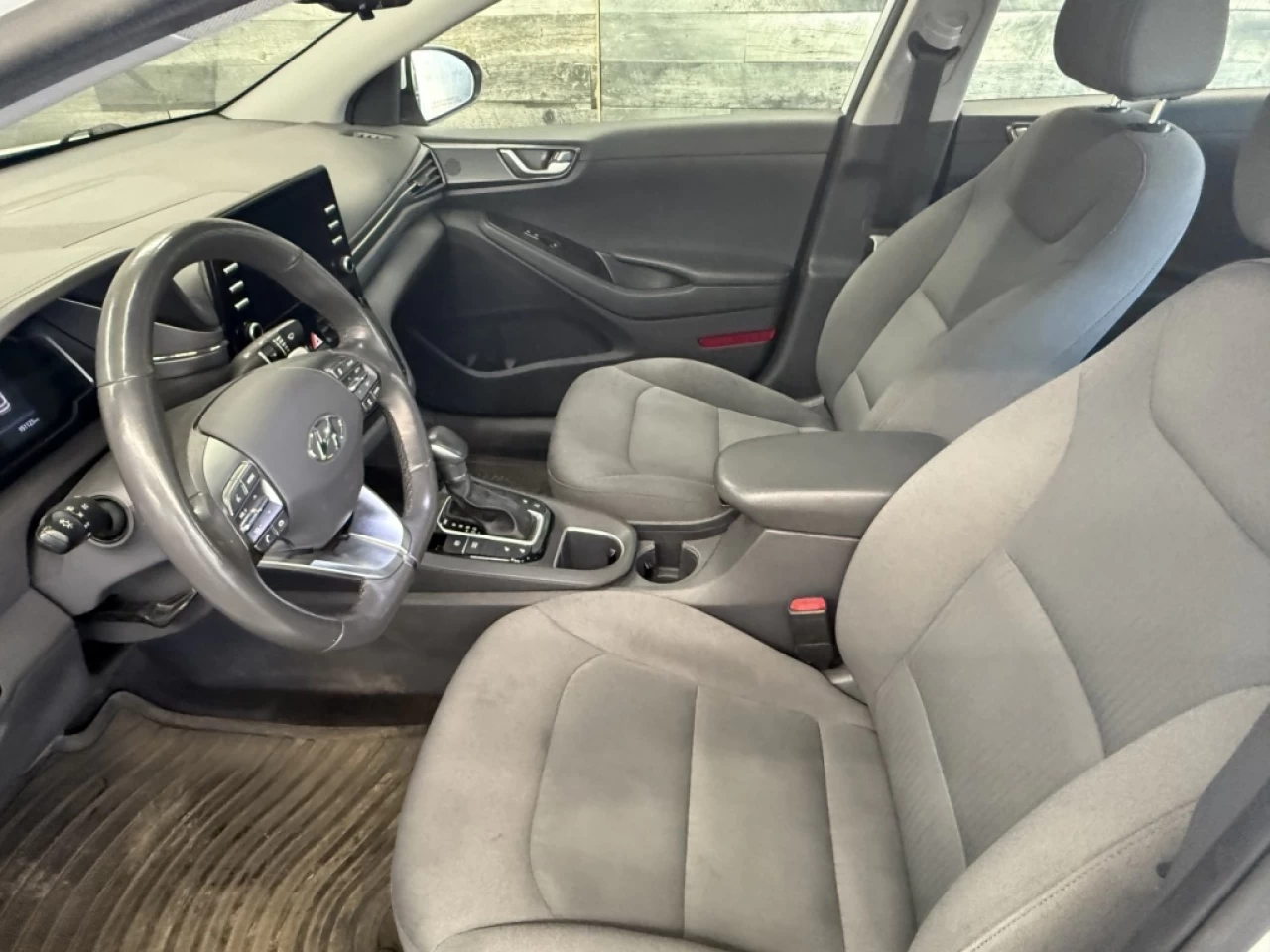 2021 Hyundai Ioniq PrivilÉgiÉ HYBRIDE APPLE CARPLAY TOIT **APPROUVÉE Image principale