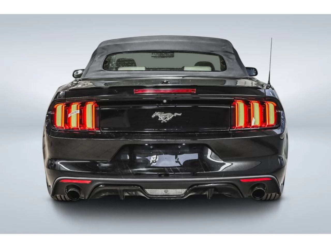 2015 Ford Mustang 2dr Conv EcoBoost Premium Image principale