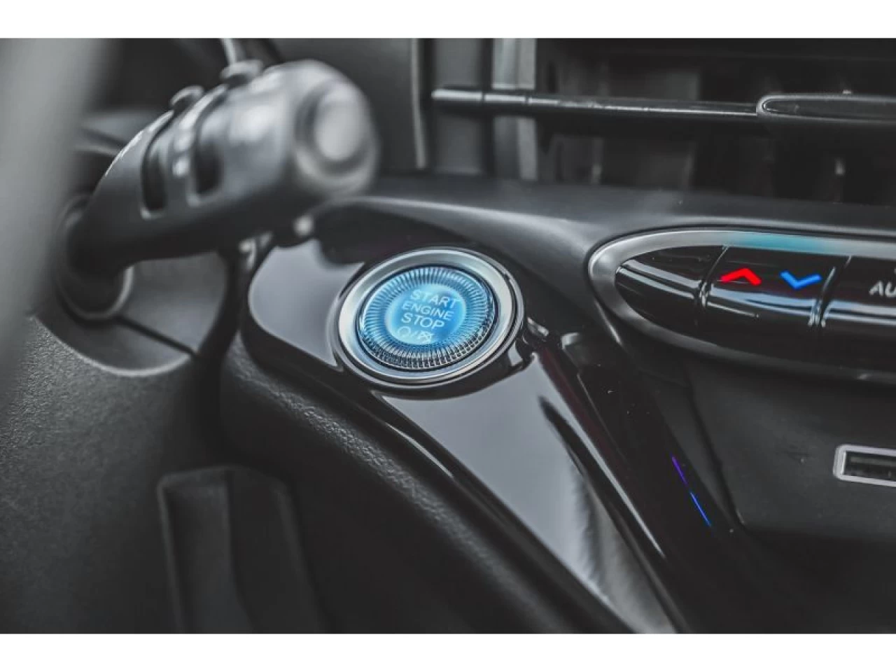 2026 Fiat 500E Pop FWD EV TOUT RABAIS INCLUS (PAVE + ROULEZ VERT) Main Image