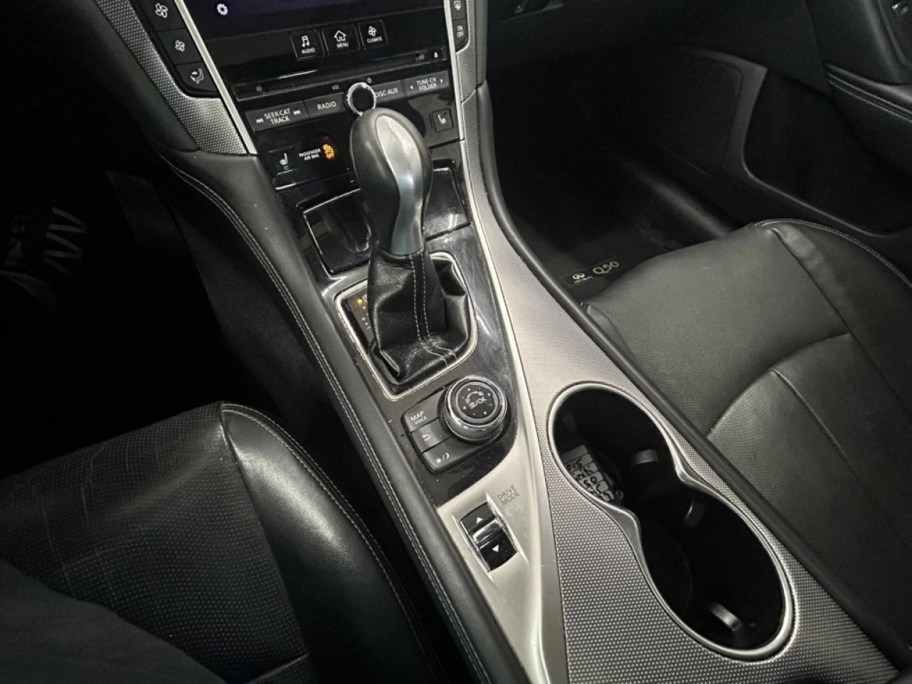 2015 Infiniti Q50 AWD CUIR TOIT MAGS **APPROUVÉ À 99.9%** Image principale