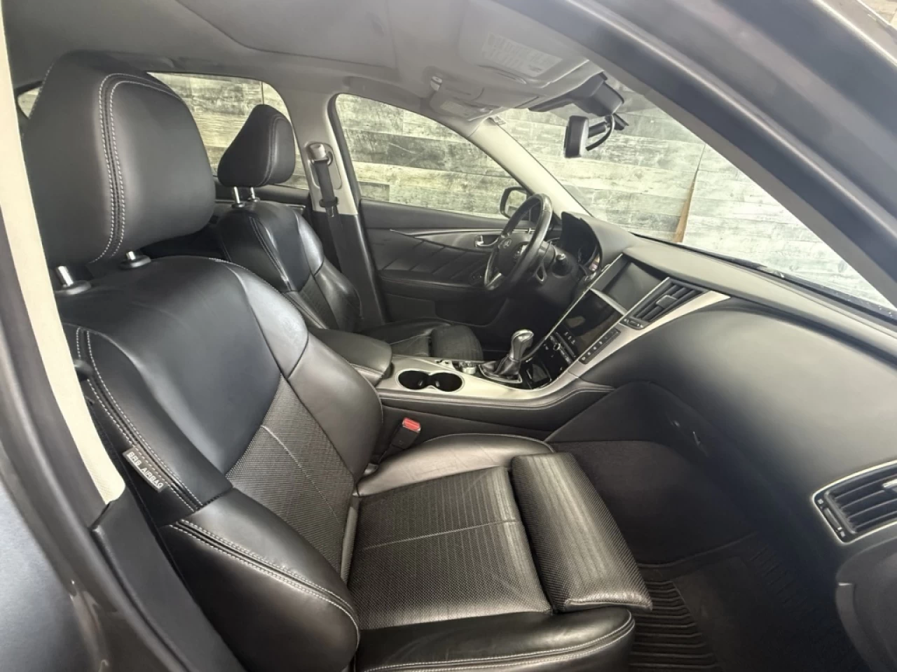 2016 Infiniti Q50 3.0t AWD NAV CUIR TOIT S,CHAUFFANT**APPROUVÉE 99,9 Image principale