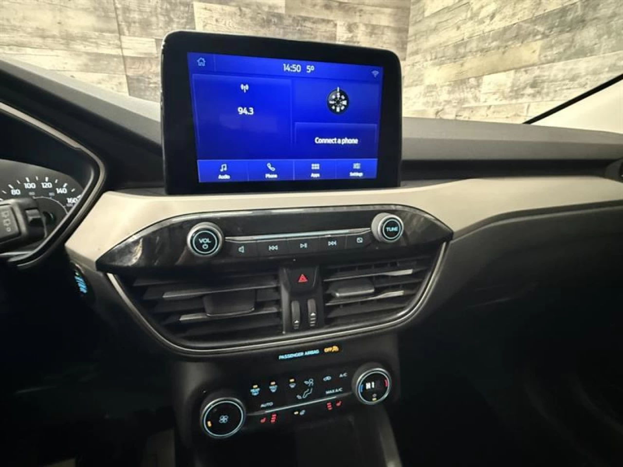 2021 Ford Escape SE AWD CAM DE RECUL ** APPROUVÉ À 99.9%** Image principale