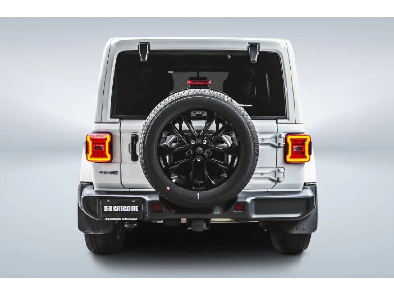 2021 Jeep Wrangler 4XE Unlimited Sahara 4x4F GROUPE REMORQUAGE Image principale