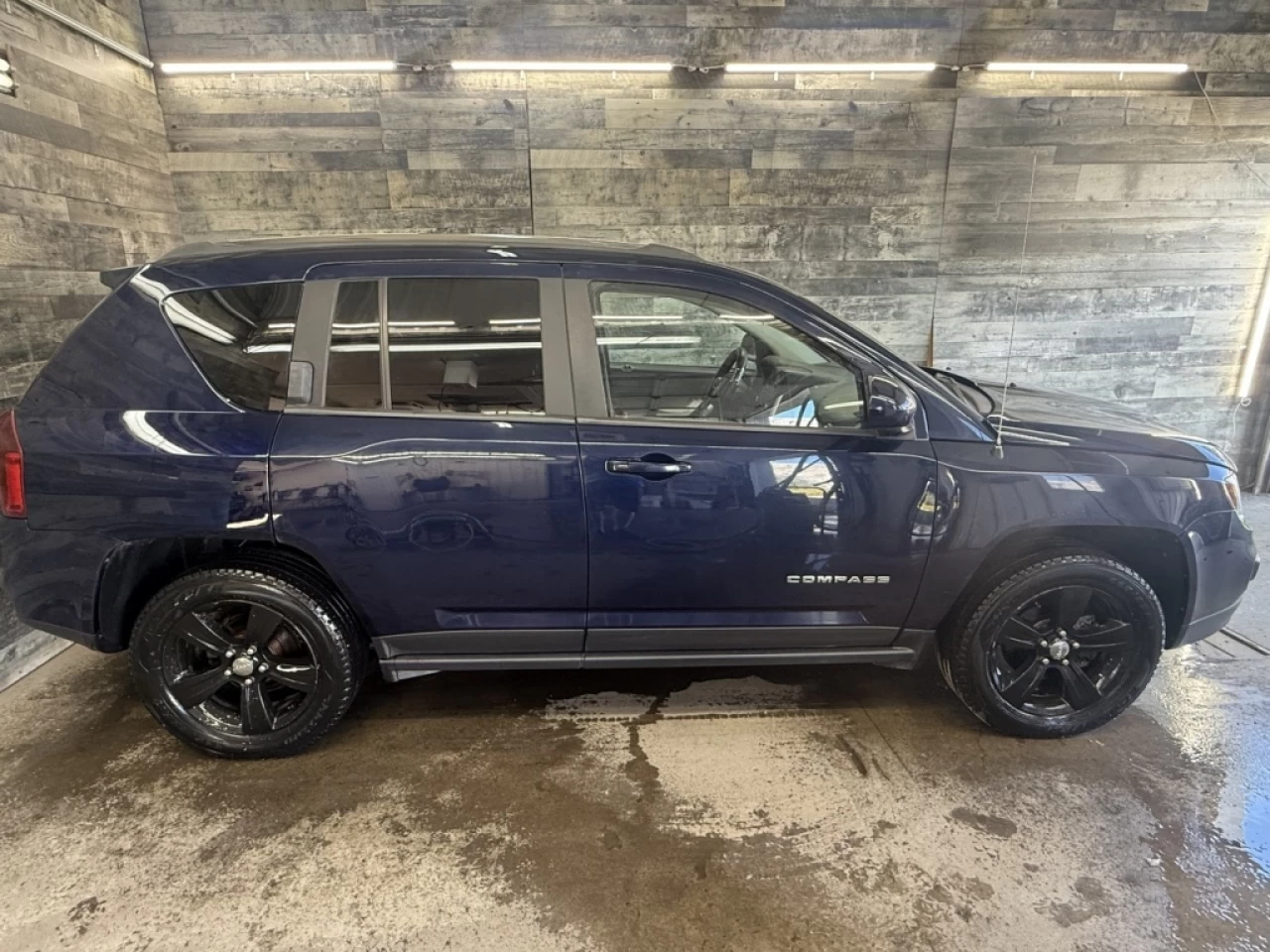 2017 Jeep Compass High Altidude AWD CUIR TOIT **APPROUVÉ À 99.9%** Image principale