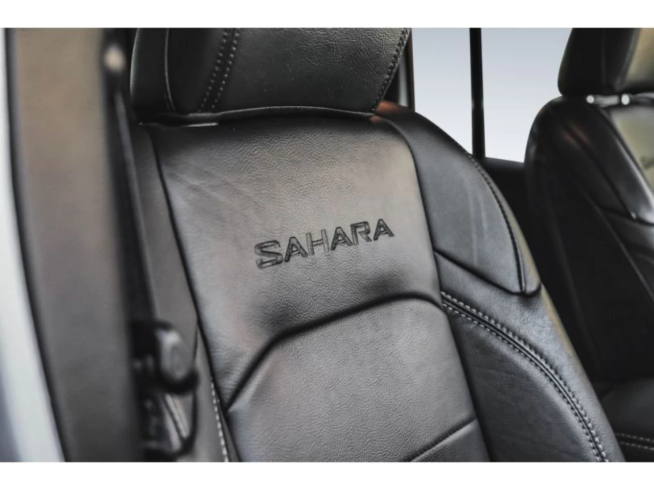 2022 Jeep Wrangler 4XE Unlimited Sahara TOIT SKY ONE-TOUCH Image principale