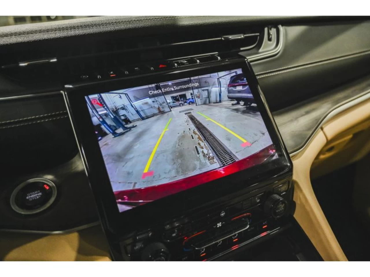 2023 Jeep Grand Cherokee L Limited 4x4 Image principale