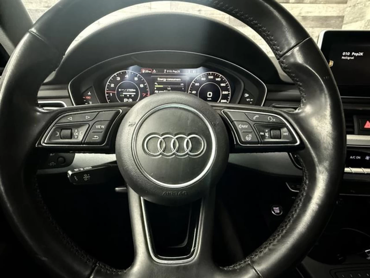 2018 Audi A4 Technik AWD CUIR NAV TOIT Image principale