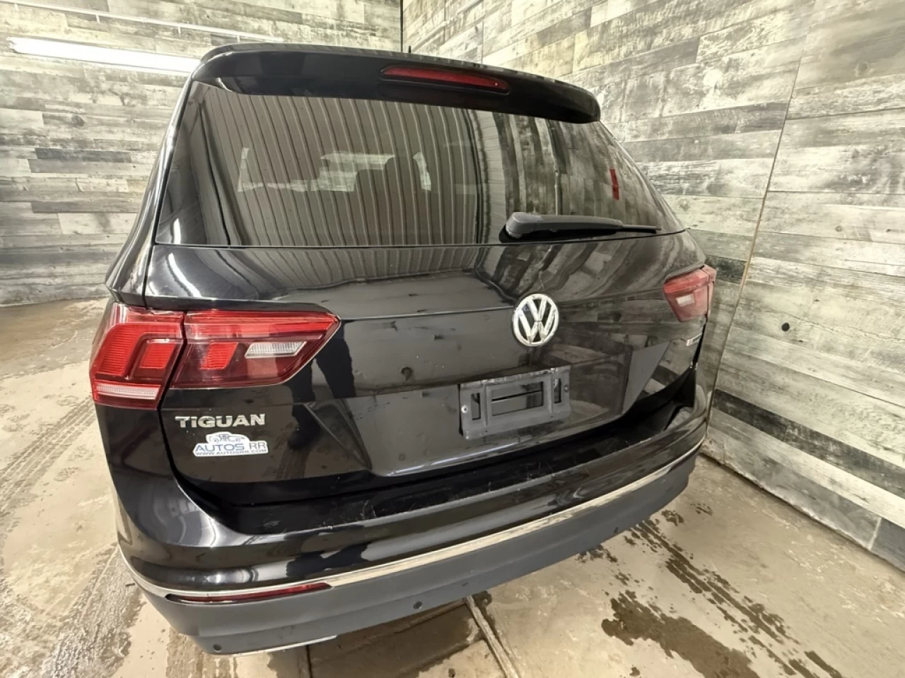 2020 Volkswagen Tiguan Highline AWD CUIR TOIT NAV **APPORUVÉ À 99.9%** Image principale