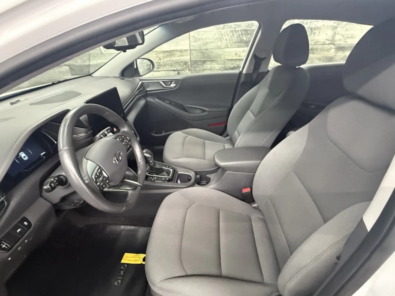 2020 Hyundai Ioniq PrivilÉgiÉ HYBRIDE APPLE CAR PLAY NAV **APPROUVÉE Image principale