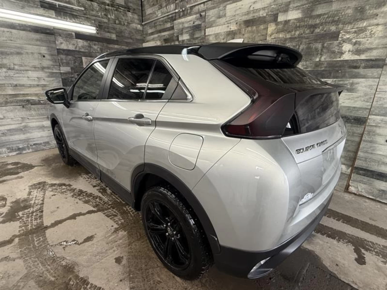 2020 Mitsubishi Eclipse Cross ES Bluetooth Mag Sieges chauffant **ApprouvÉe 99,9 Image principale