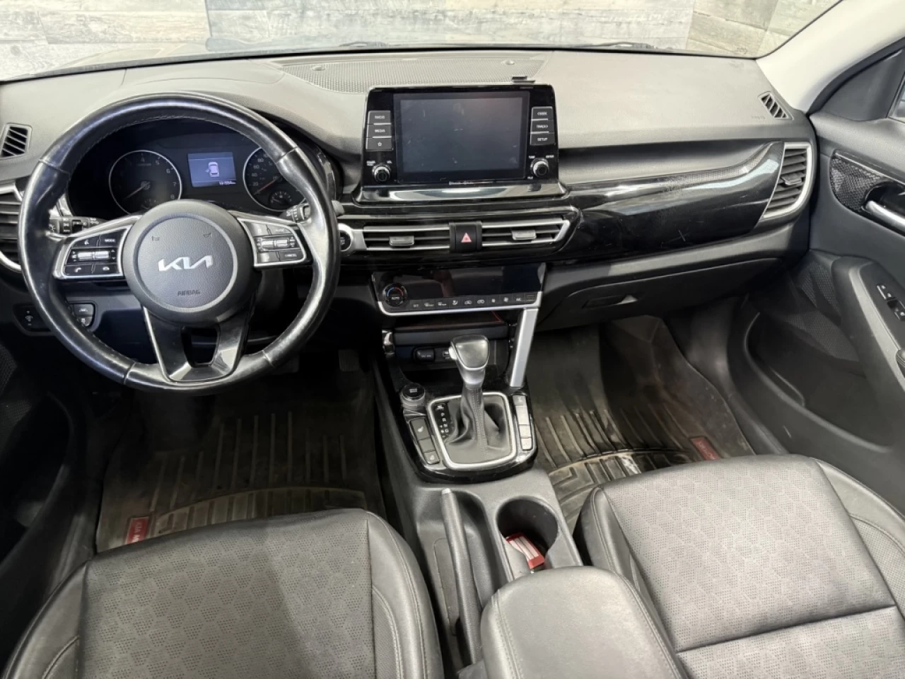 2022 Kia Seltos EX AWD CUIR TOIT PANO **APPROUVÉ À 99.9%** Image principale