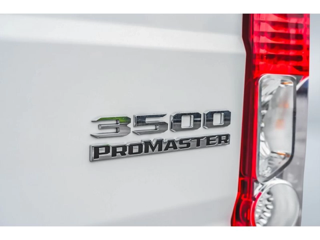 2025 Dodge Ram Tradesman 3500 High Roof Ext 159" WB w/Pass Seat Image principale