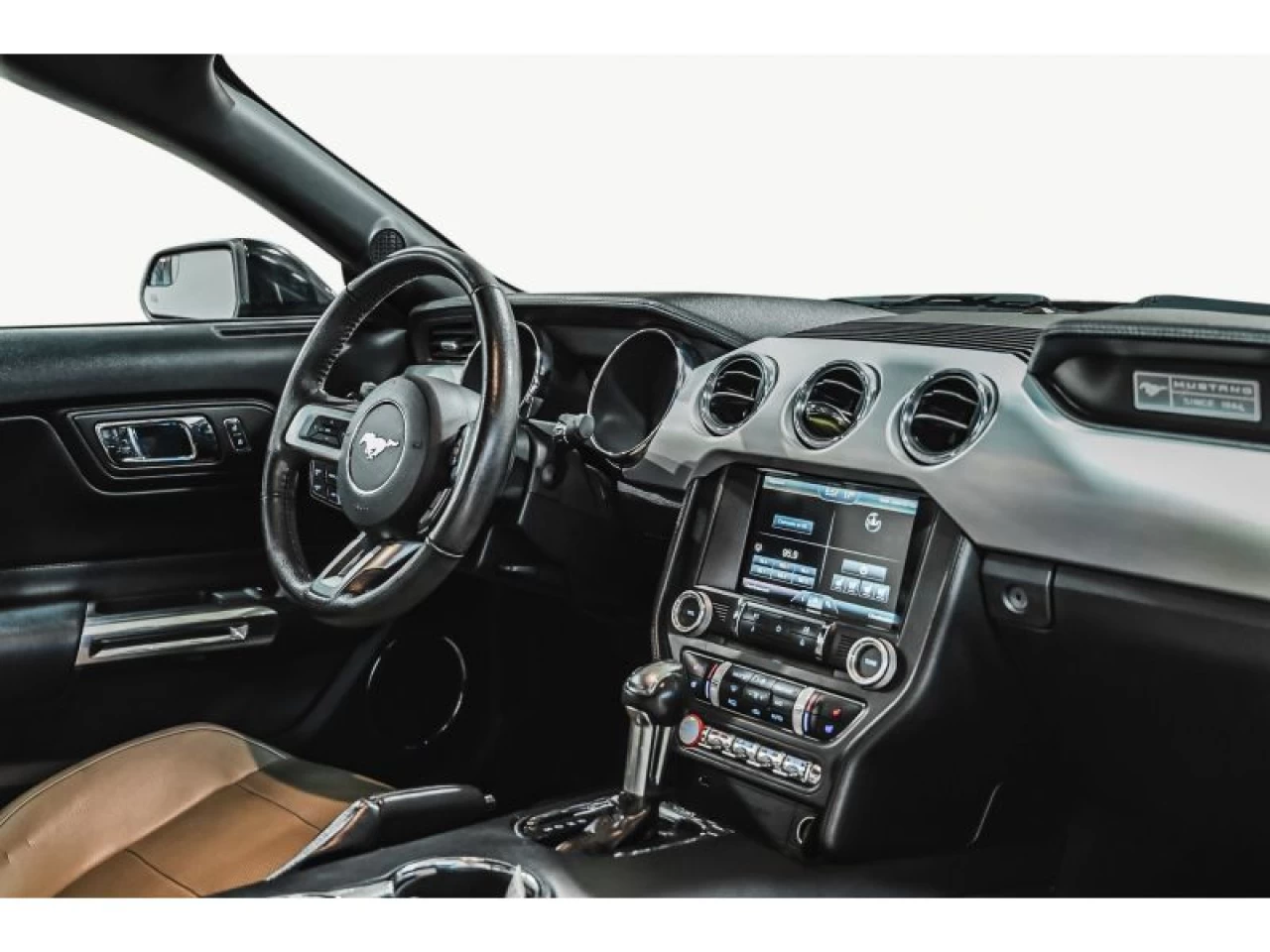 2015 Ford Mustang 2dr Conv EcoBoost Premium Image principale
