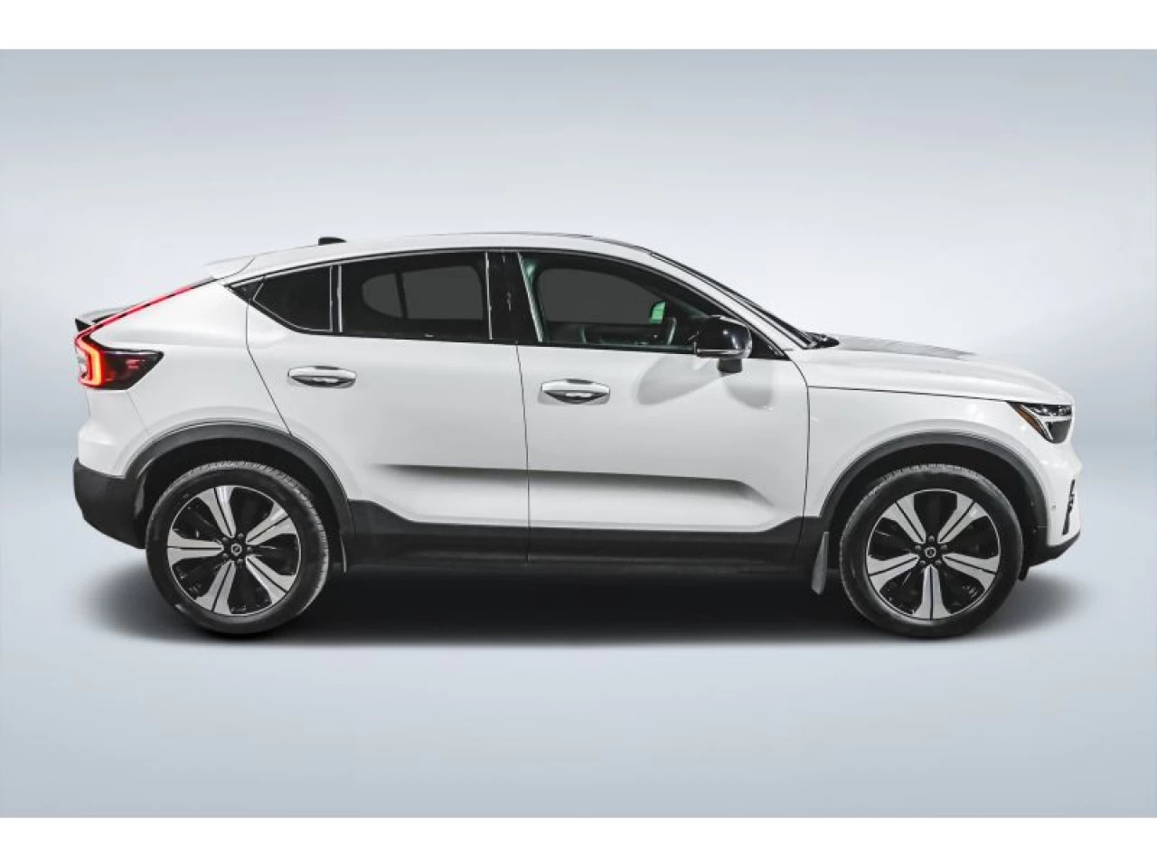 2023 Volvo C40 Twin eAWD Plus Image principale