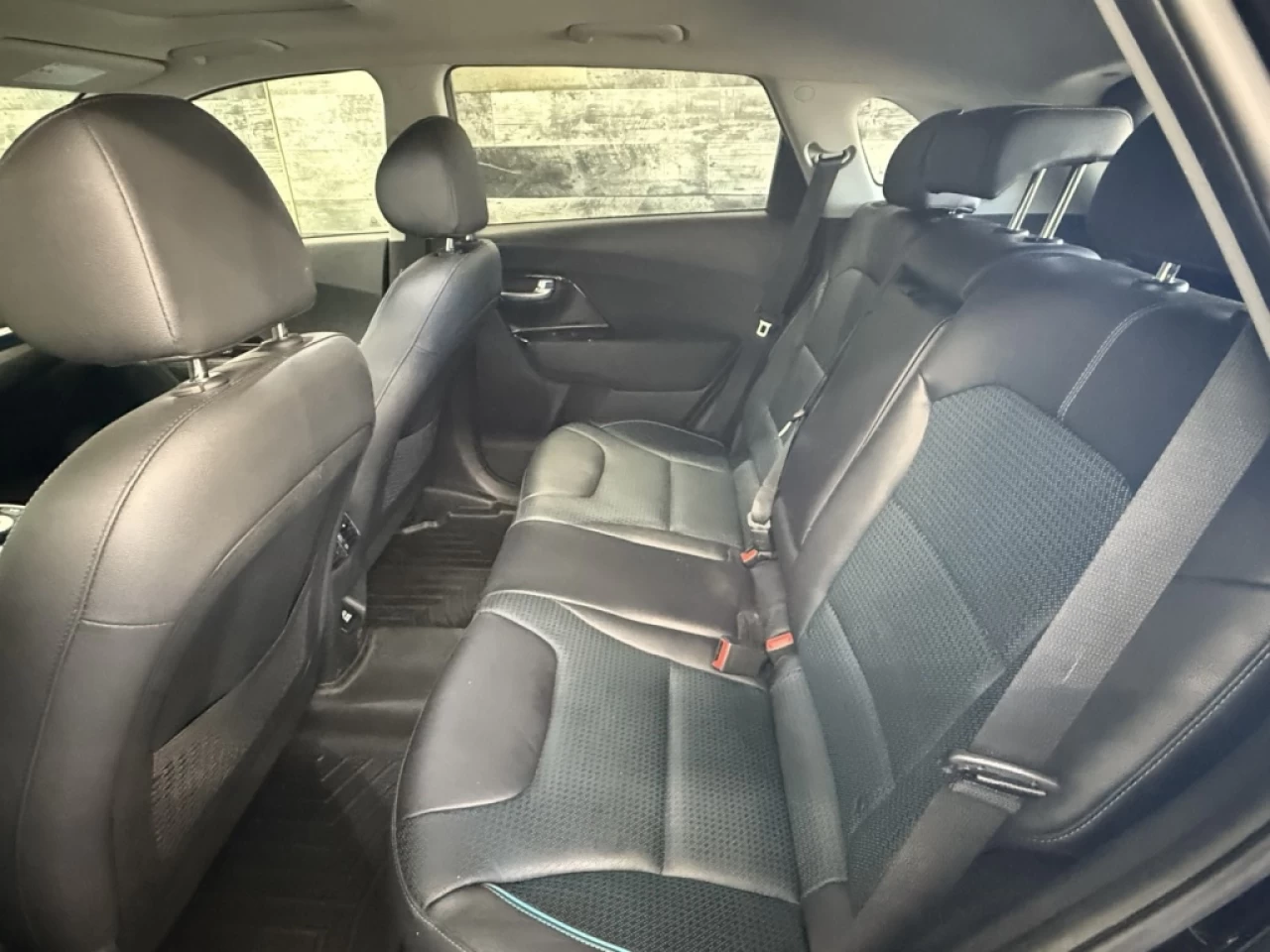 2020 Kia Niro SX Touring ÉLEC CUIR TOIT NAV BLUETOOTH **APPROUVÉ Image principale