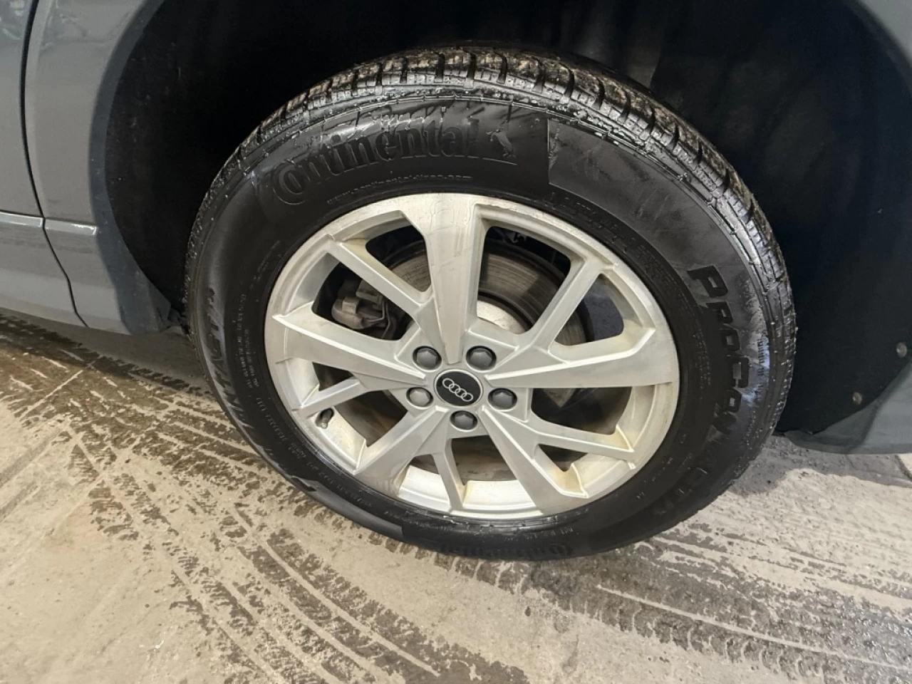 2022 Audi Q3 Komfort AWD TOIT CAM DE RECUL **APPROUVÉ À 99.9%** Image principale