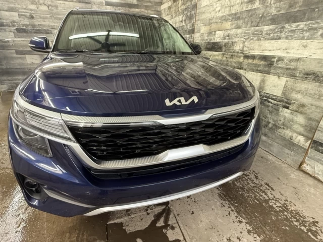 Kia Seltos EX Awd cuir apple carplay Toit **approuvée 99,9%** 2023