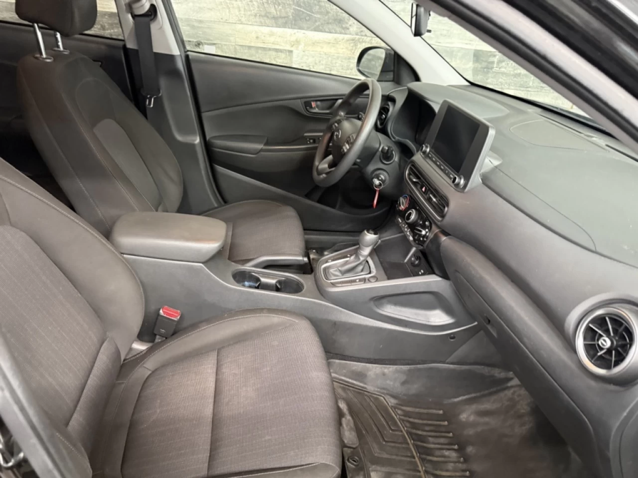 2022 Hyundai Kona Essential CAM DE RECUL BLUETOOTH **APPROUVÉ À 99.9 Image principale