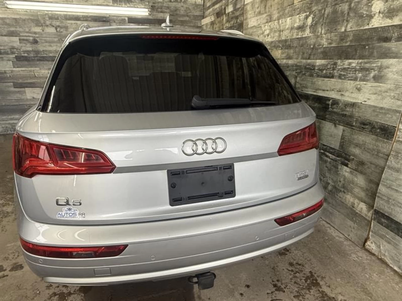 2018 Audi Q5 Progressiv AWD TOIT PANO NAV **APPROUVÉ À 99.9%** Image principale