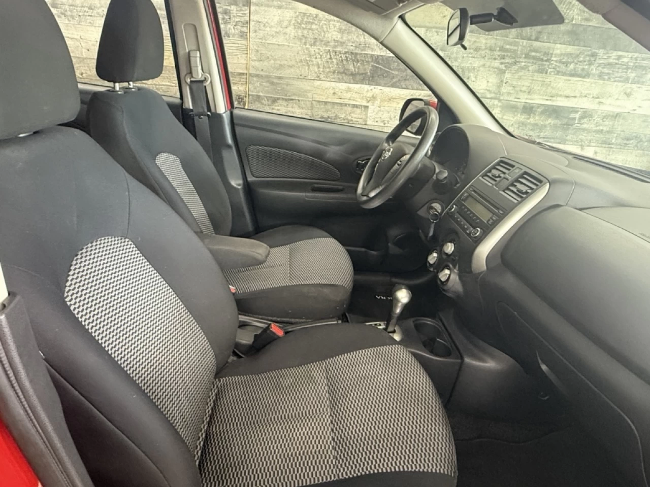 2018 Nissan Micra S AUTO BLUETOOTH MAGS **APPROUVÉ À 99.9%** Image principale