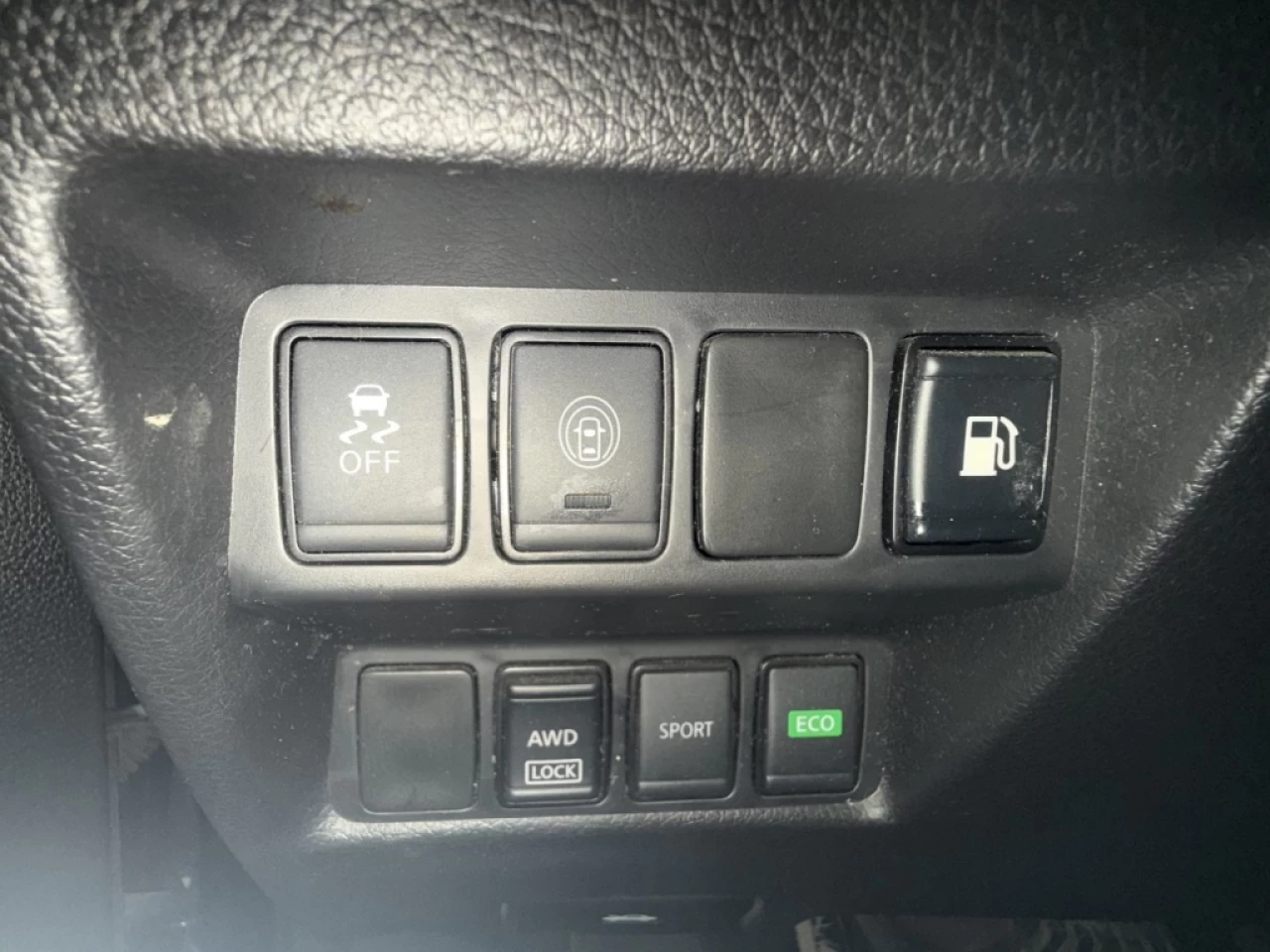 2019 Nissan Rogue SV AWD BLUETOOTH CAM DE RECUL **APPROUVÉ À 99.9%** Image principale