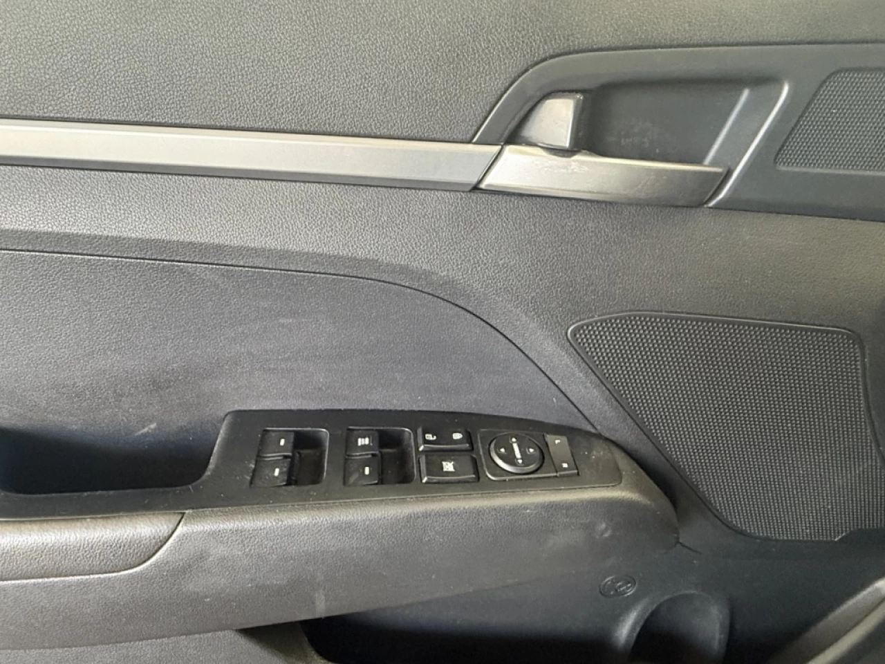 2019 Hyundai Elantra Essential AUTO BLUETOOTH CAM DE RECUL **APPROUVÉ À Image principale