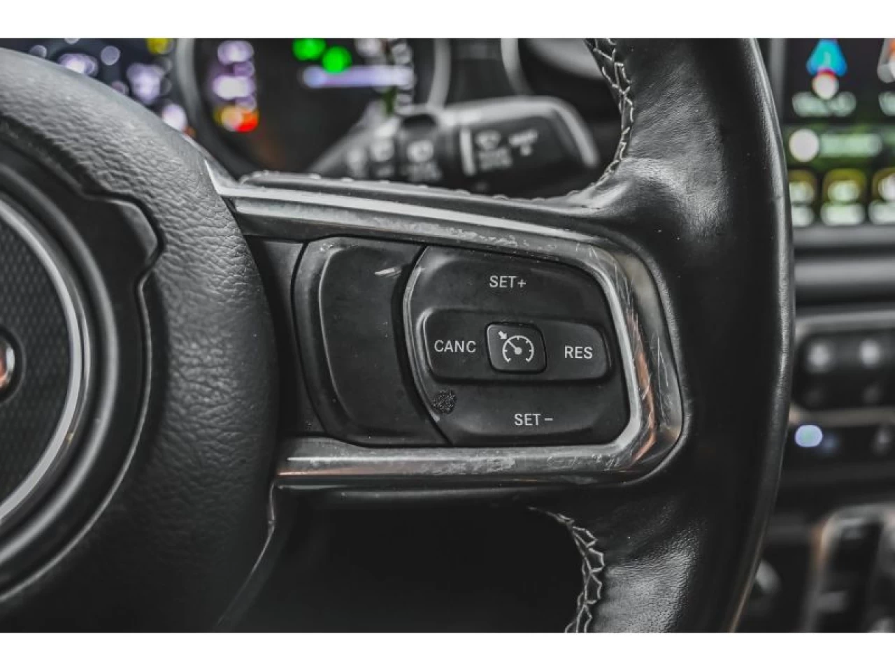 2022 Jeep Wrangler 4xe Unlimited Sahara 4x4 hybride Image principale