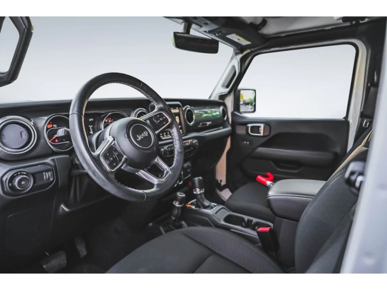 2023 Jeep Wrangler Sahara 4 Door 4x4 V6 GROUPE TEMPS FROID Image principale