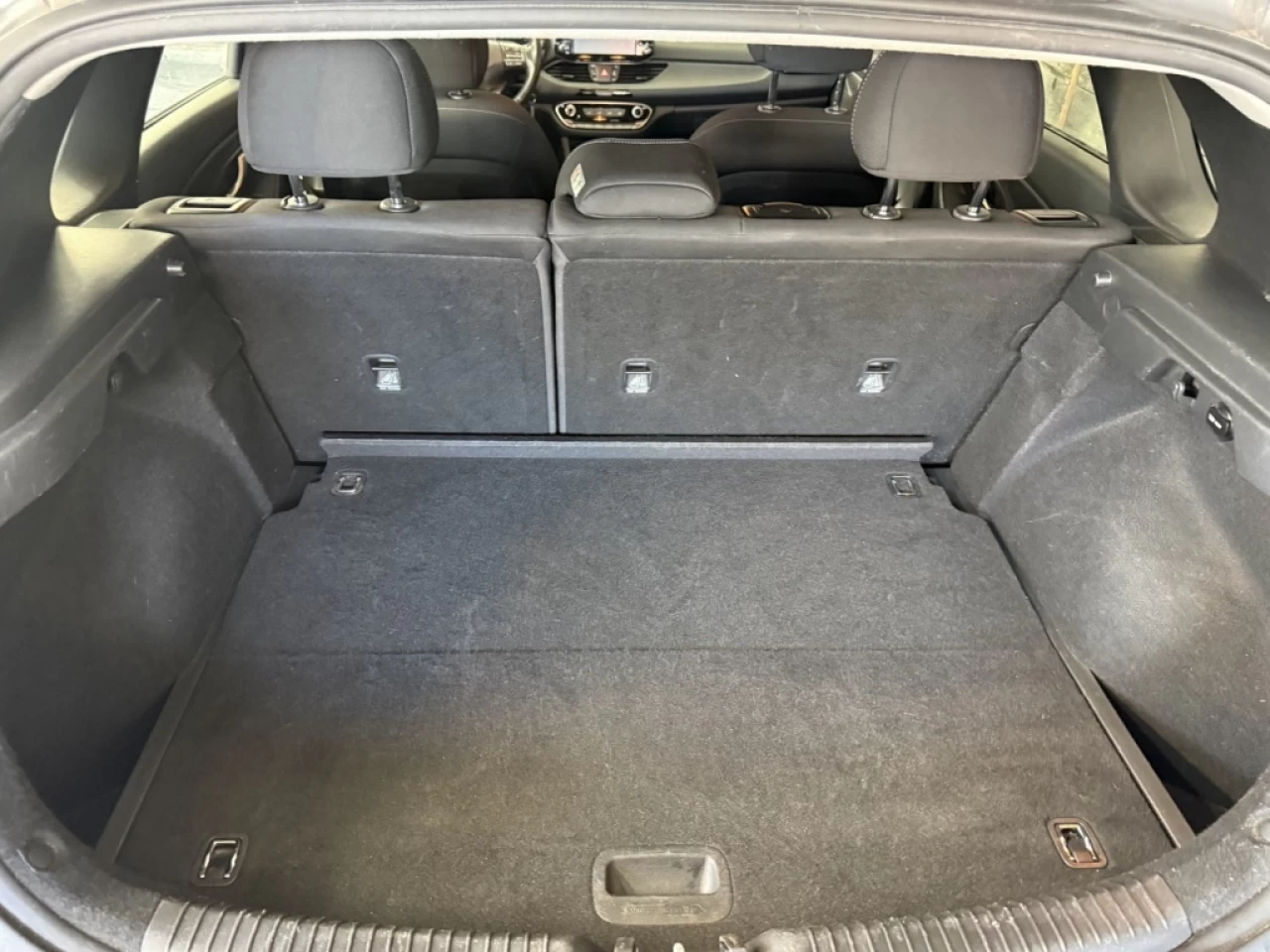 2018 Hyundai Elantra GT GL AUTO CAM DE RECUL BLUETOOTH **APPROUVÉ À 99.9%* Image principale