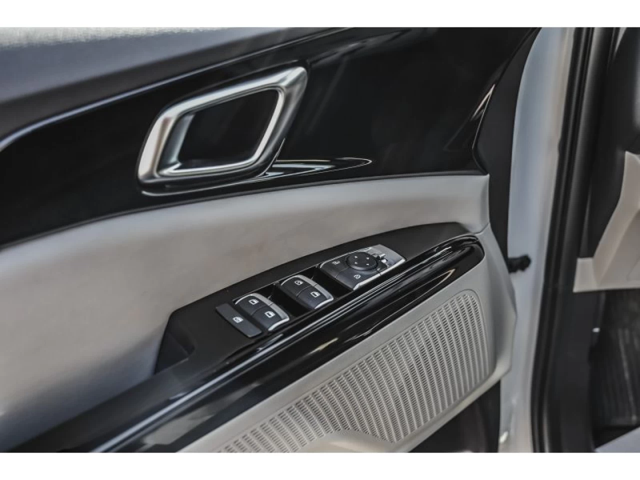 2024 Kia Carnival LX Image principale