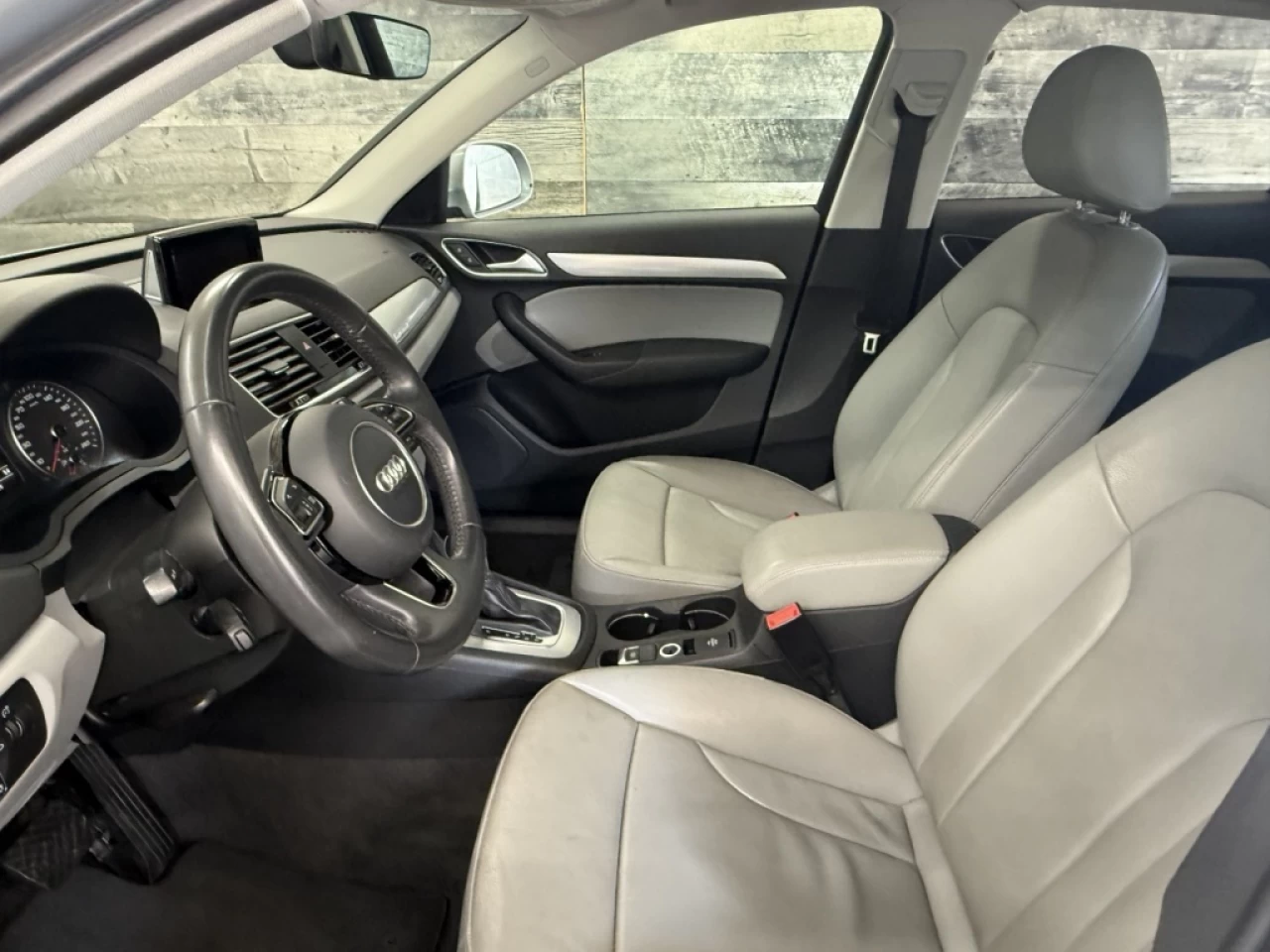 2018 Audi Q3 Progressiv Main Image