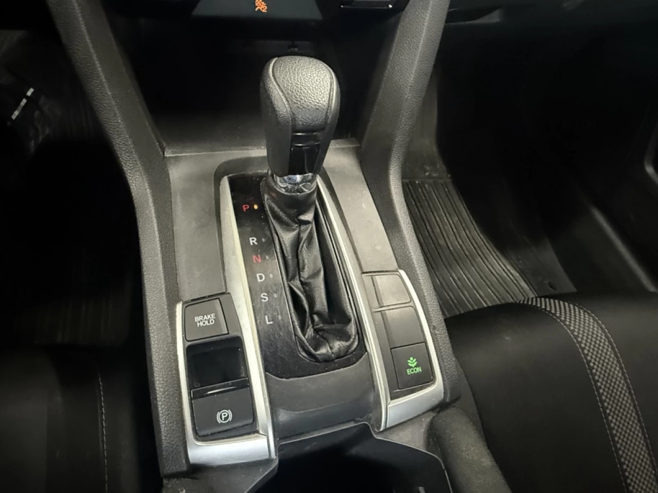 2019 Honda Civic Sedan LX AUTO CAM DE RECUL BLUETOOTH **APPROUVÉ À 99.9** Image principale