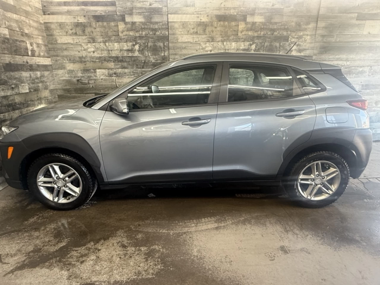 2019 Hyundai Kona Essential AWD CAM DE RECUL BLUETOOTH **APPROUVÉ À Image principale