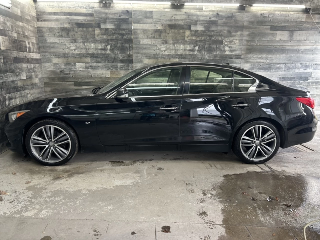 2015 Infiniti Q50 AWD CUIR TOIT MAGS **APPROUVÉ À 99.9%** Image principale