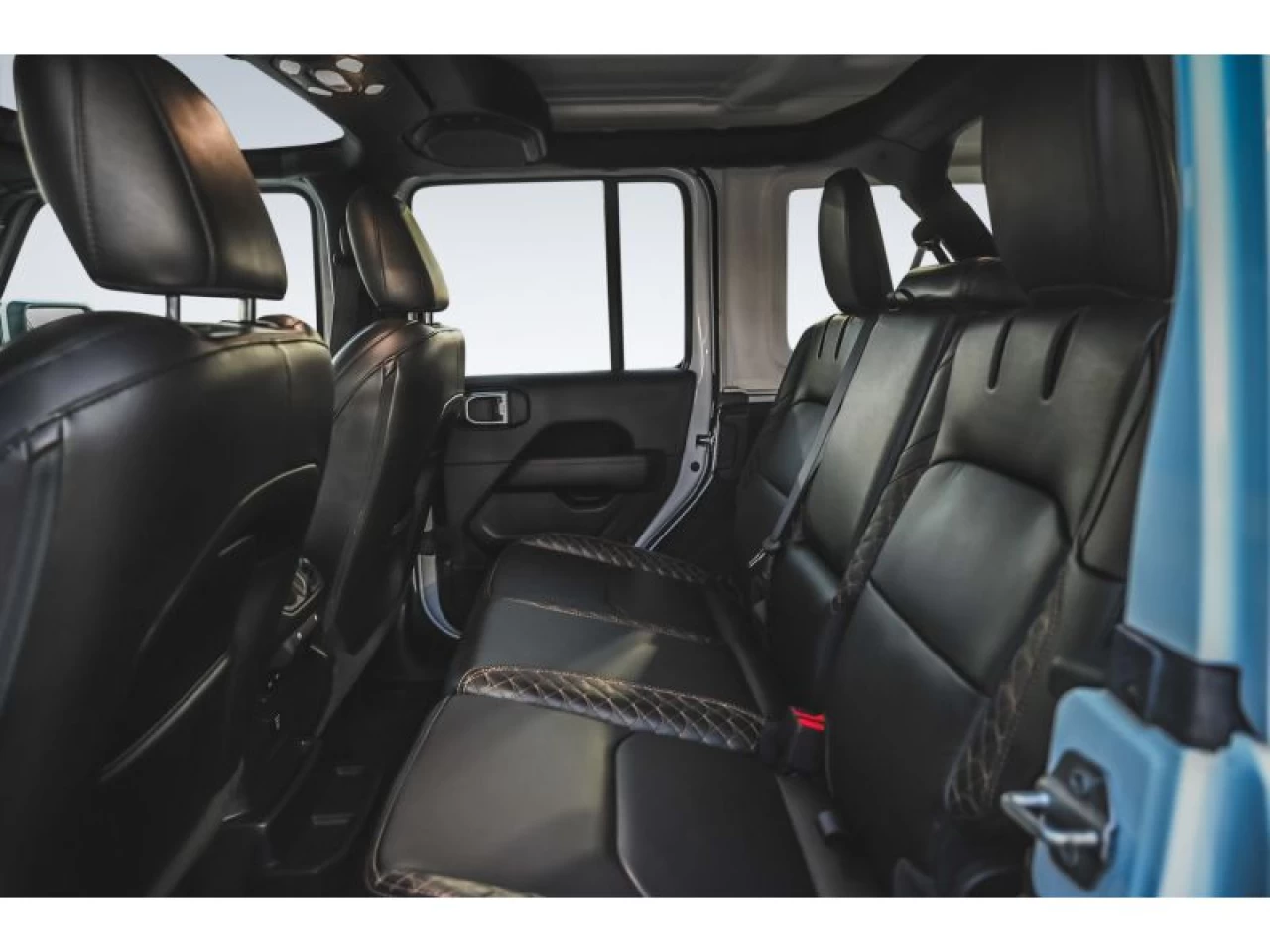 2022 Jeep Wrangler 4XE Unlimited High Altitude 4x4 Image principale