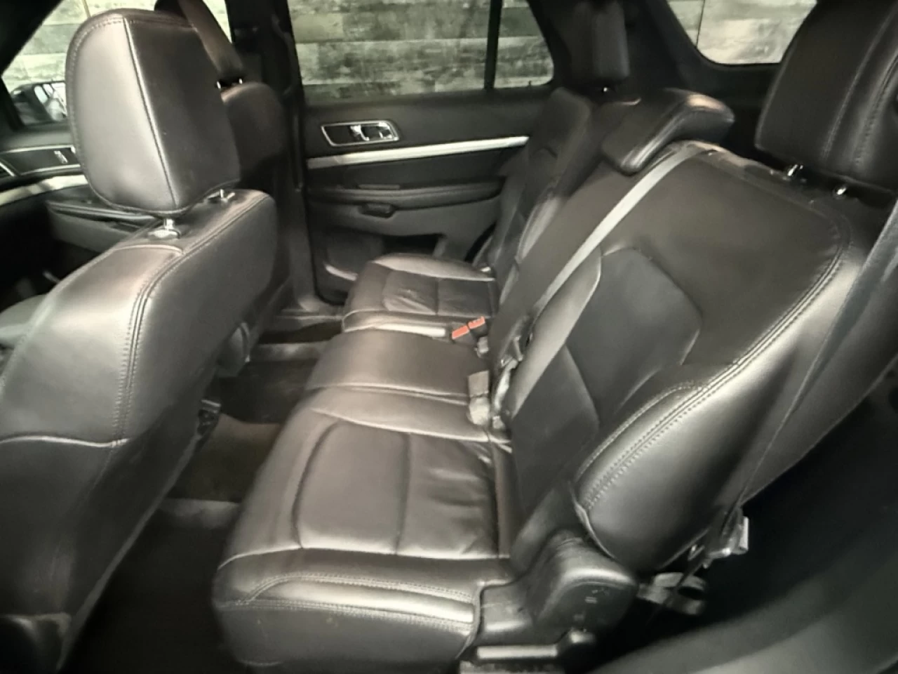 2018 Ford Explorer XLT Awd Toit Cuir bluetooth **ApprouvÉe 99,9%** Image principale